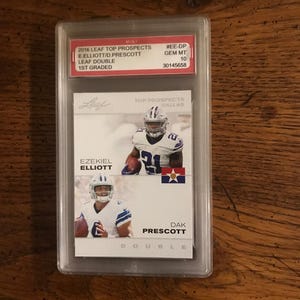 Cartão de futebol E Elliott/D Prescott Leaf Top Prospects classificado como 10 (conforme ilustrado) (edição original) (5433)
