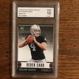 Cartão de futebol Derek Carr Rookies & Stars classificado como 10 (conforme ilustrado) (edição original) (5431)