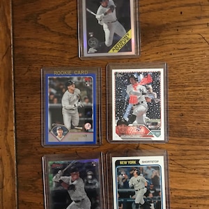 5 cartas diferentes de Anthony Volpe (edición original) (como se muestra en la imagen) (3029)