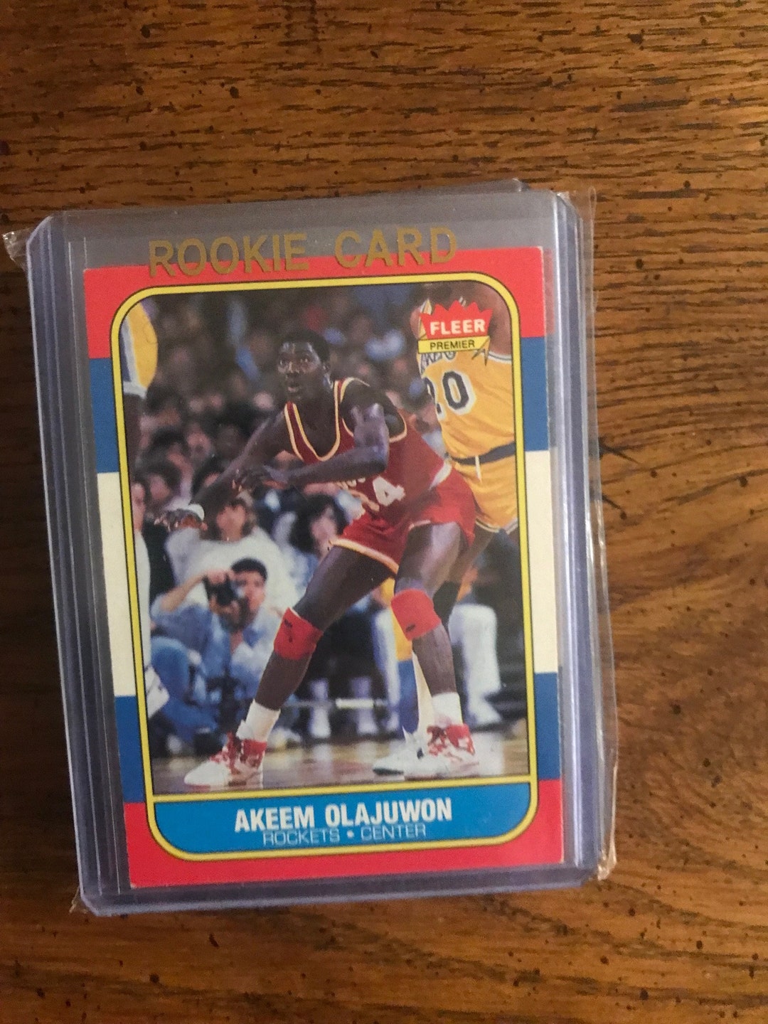 akeem olajuwon rookie card