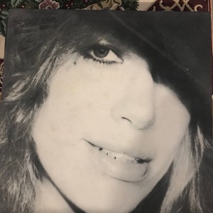 Carly Simon LP Spy  (B004)