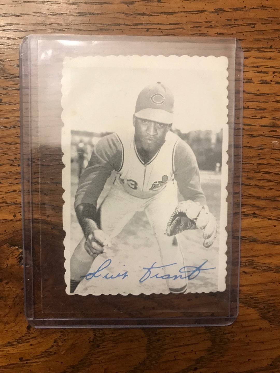 Luis Tiant 1969 Insert Deckle Edge Baseball Card original Issue as
