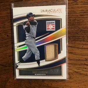 Carte de baseball double écusson Rod Carew 06/10 (comme sur la photo) (édition originale) (4536)