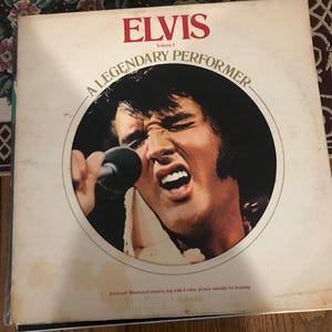 Elvis Presley LP Vol. 1 A Legendary Performer (B7)