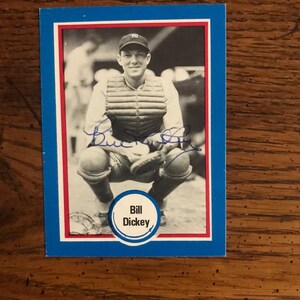 Tarjeta de béisbol de Bill Dickey con autógrafos de Shakey's Pizza (edición original) (como se muestra) (5935)