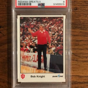 Bob Knight 1987 Indiana Greats Basketball Card PSA 8 (Originalausgabe) (wie abgebildet) (5924)