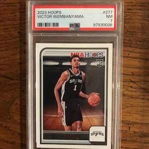 Carte de basket-ball Vixtor Webamyama Rookie NBA Hoops PSA 7 (comme sur la photo) (édition originale) (5835)