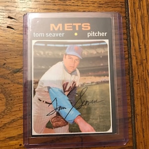Tom Seaver 1971 Topps Baseball Card (Original Issue) (As Pictured)  (1584}
