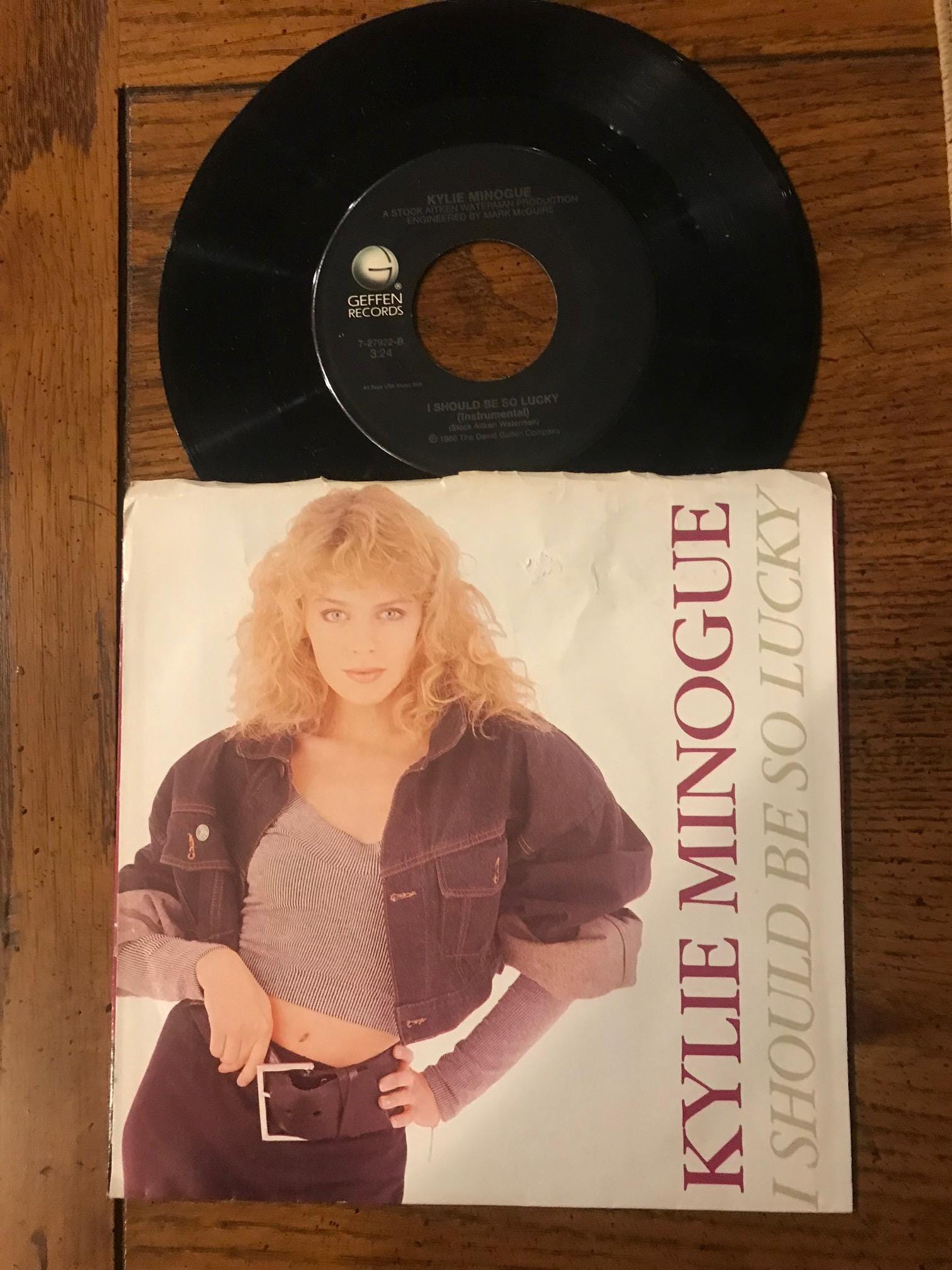 カイリー・ミノーグ 45 アイ・シュッド・ビー・ソー・ラッキー (207