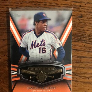 Cartão de beisebol comemorativo do Troféu Topps, de Novato do Ano, de Dwight Gooden (edição original) (conforme foto) (5652)