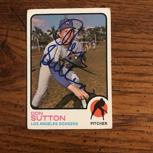 Tarjeta de béisbol Topps de 1973 con autógrafos de Don Sutton (edición original) (como se muestra en la imagen) (5921)