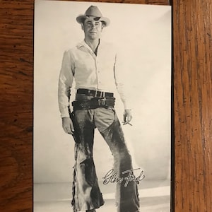 Photo De Presse Cinéma – Glenn Ford, Film Cowboy Western Années 70 (Tirage D'époque)