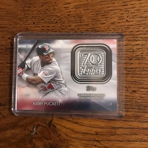 Parche con el logotipo del 70.° aniversario de Kirby Puckett Topps (como se muestra en la imagen) (edición original) (5374)