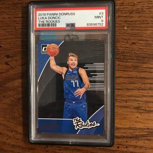 Luka Doncic PSA 9 Donruss The Rookies Basketball Card (Wie abgebildet) (Originalausgabe) (5411)