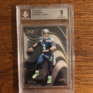 Russell Wilson Select Football Card Beckett 9 (edição original) (conforme ilustrado) (5343)