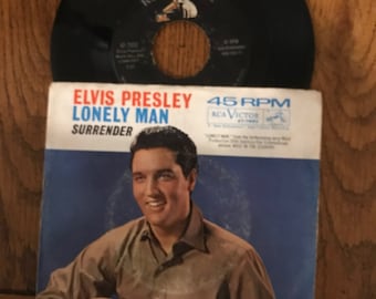 Elvis Presley 45 W. Picture Sleeve Surrender  (Original Issue) (273)