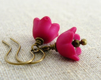 Bright Pink Tulip Earrings, Small Lucite Flower Earrings, Vintage Style Fuchsia Floral Dangles, Romantic Jewelry