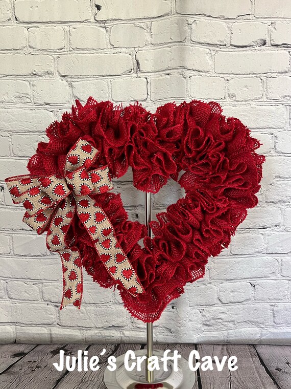 Burlap Valentine wreath, Valentine decor, Valentine decoration, Valentines  Wreaths for Front Door, Red valentine wreath