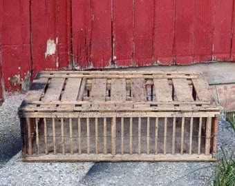 Vintage Chicken Coop Crate ,Coffee Table,Farmhouse Decor,Home Decor,Primitive,Transport Crate