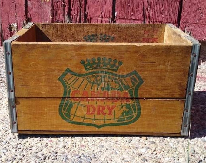 Vintage Canada Dry Ginger Ale Wood Crate, Metal Trim, Bottle Crate