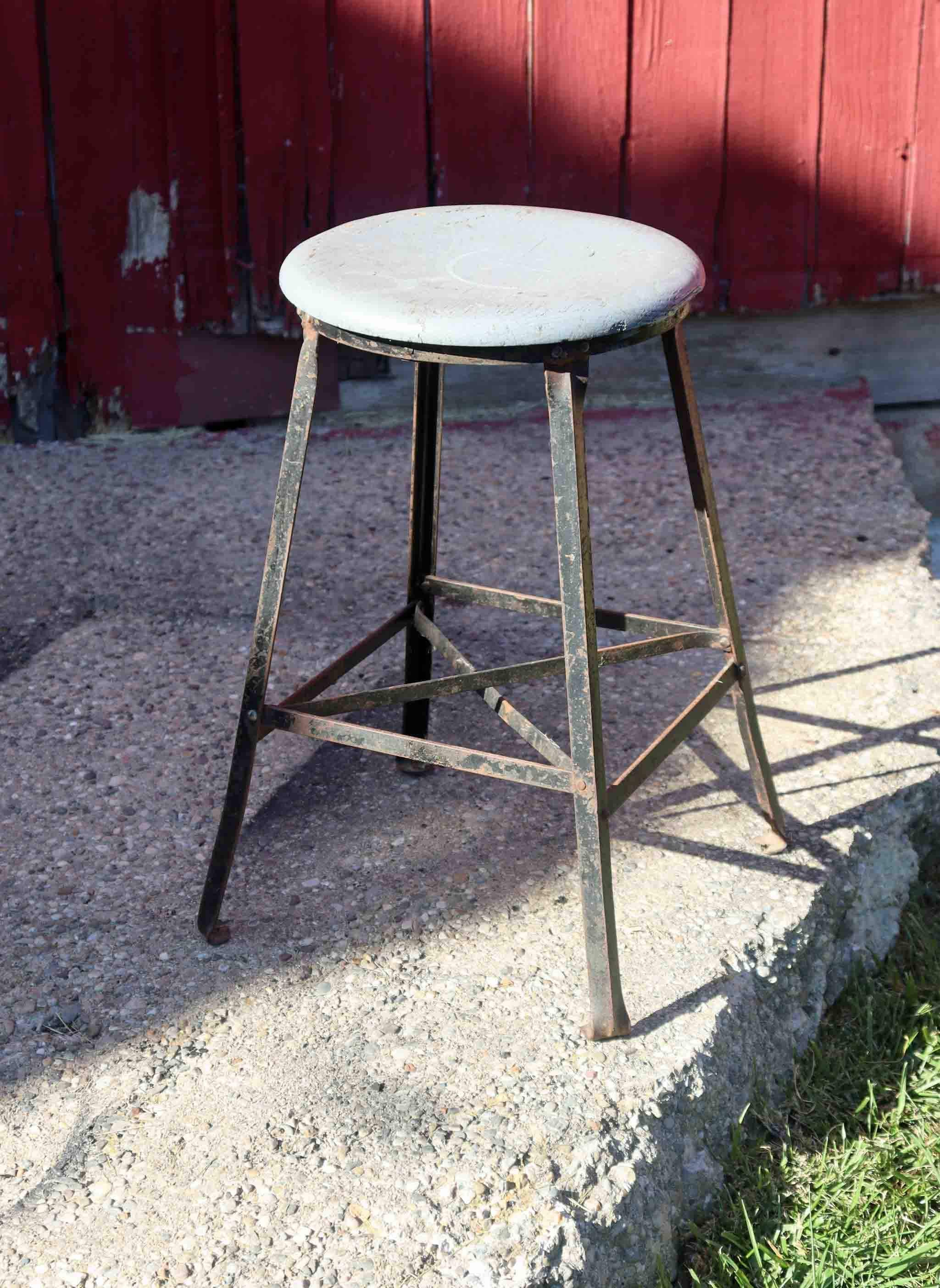 スツール Antique stool Vintage Metal Stool, Wood Seat,industrial, Metal,primitive