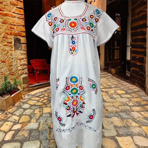 Cultural Clothes Peasant Dress Mexican Embroidered Plus Size Dress 2XL,  Huipil Clothing Cotton Peasant Dress, Oaxacan