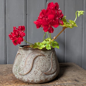 Antique copper jardiniere plant pot