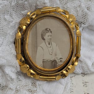 Antique Victorian swivel brooch, mourning pin, photo locket