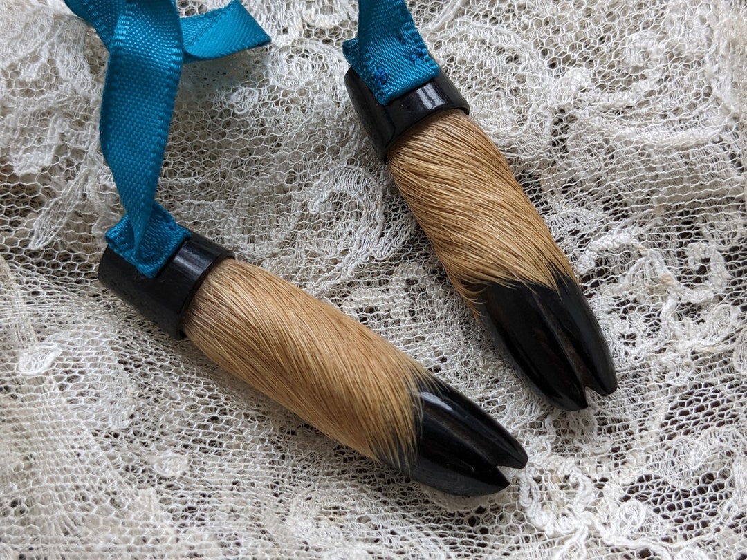 Antique Horn Knitting Needle End Guards, Carved Hooves Etsy