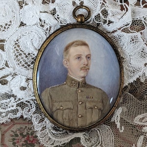 Antique portrait miniature of a man in military uniform
