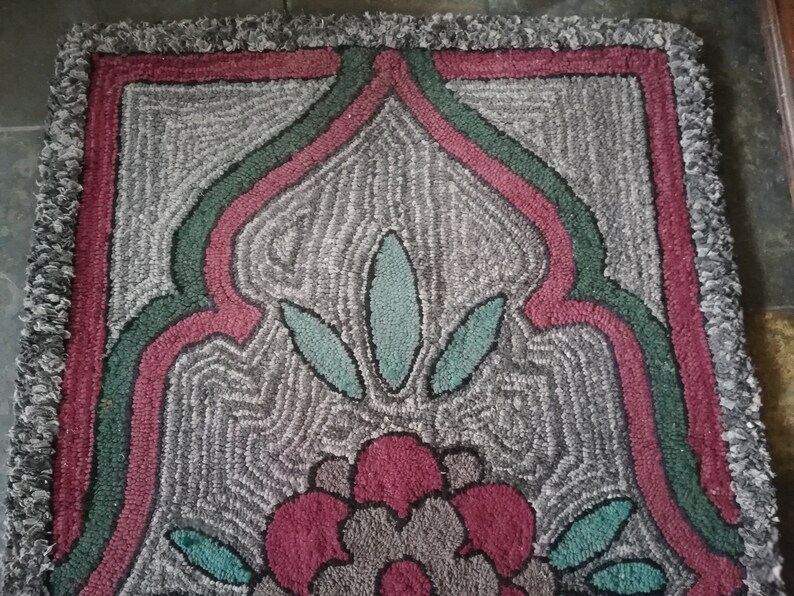Vintage rag rug hooky or proggy rug folk art handmade Etsy