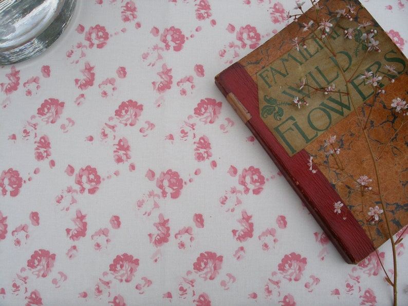 vintage style faded roses fabric per metre COTTON Small Faded Roses
