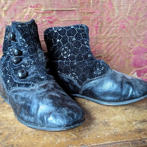 Child&#39;s antique boots, Victorian -Edwardian