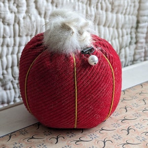 Vintage pin cushion & tape measure with little dog image 4