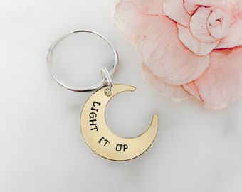 NEW | Crescent City Inspired Light It Up Keychain in Gold | Crescent Moon | SJM, Bryce, Danika, Hunt | House of Earth and Blood, Starborn