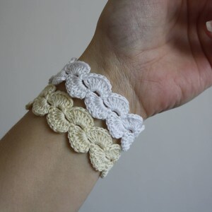 Crochet Bracelet With Pearl image 4