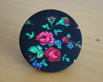 Vintage Fabric Pin Badge