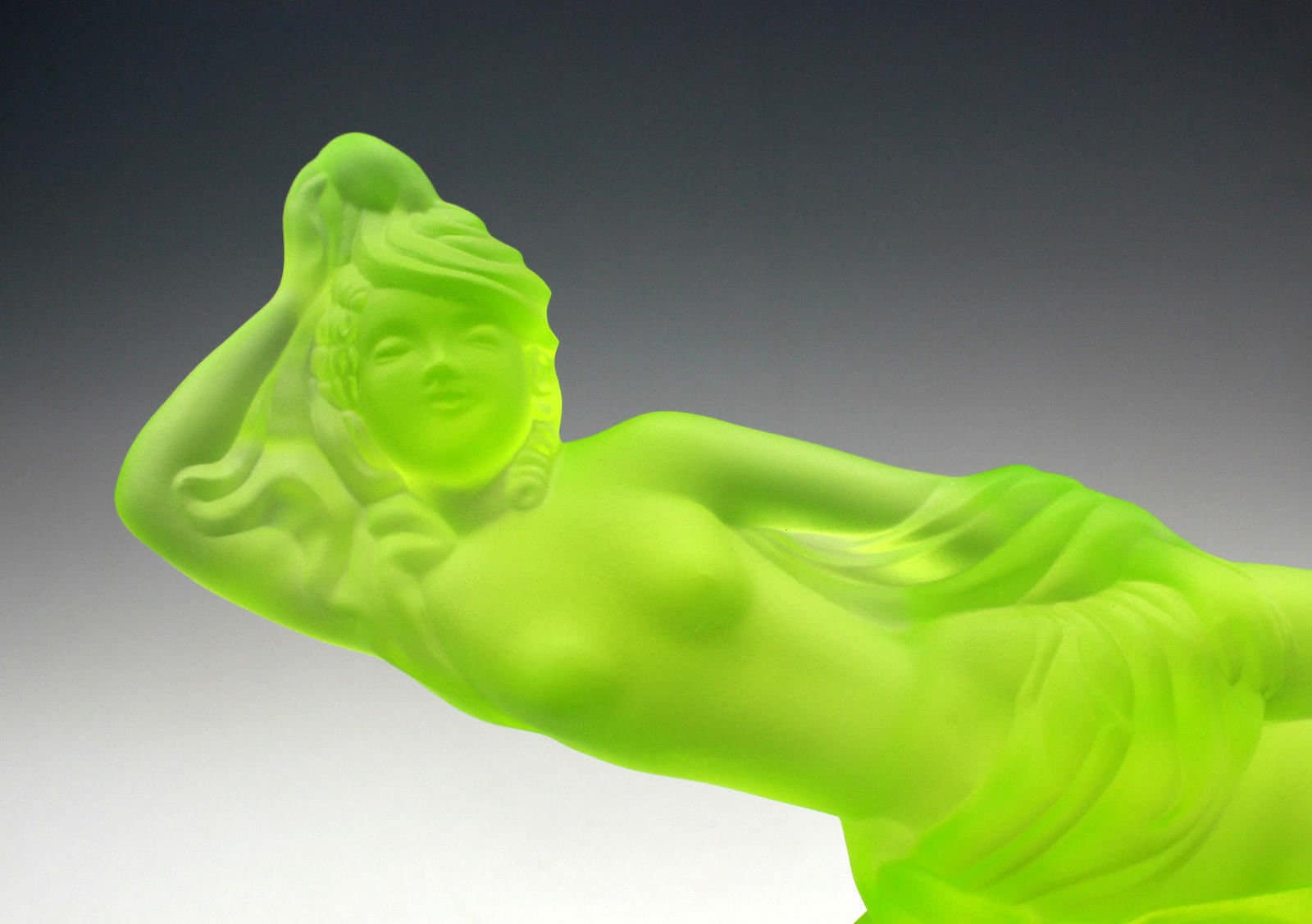* vintage glass figure ୨୧ * ガラスの リスさん Art Deco Vaseline Glass Lady Figurine 1930' H.hoffmann Collectible