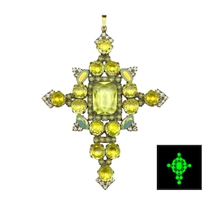 Art Deco | Vintage Pendant | Cross | Uranium Glass Jewelry | Vaseline Glass Beads