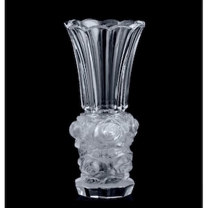 Glamorous Art Deco Collectible Satin Glass Large Vase &#39; Roses &#39; 1930&#39; H. Hoffmann