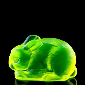 Uranium Glass Figurine • Miniature Figurine Uranium Glass • UV Reactive Vaseline Glass • Glow Uranium Glass • Rabbit Figurine Uranium Glass