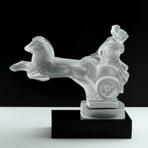 Art Deco Glass Car Mascot Sculpture &#39; Boudicea &#39; Hood Ornament 1930&#39;s H.Hoffmann