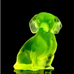 Bohemian Art Deco Dog ' Dachshund ' Sculpture 1930's H.Hoffmann Collectible Uranium Glass Figurine