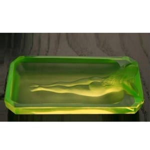 Bol Art Déco en verre d'uranium 1930' H. Hoffmann, boîte à bijoux jaune vaseline