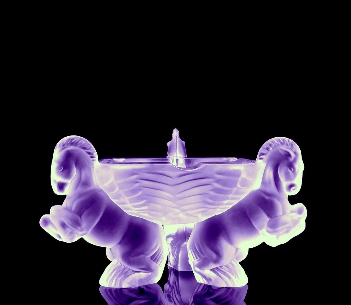 Glamorous Art Deco Ashtray Alexandrite Glass 1930's H.Hoffmann