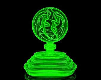 Frasco de perfume Art Déco 'Ondines' Ninfa da Água, Vaselina, Vidro Urânio, Década de 1930, Hoffmann