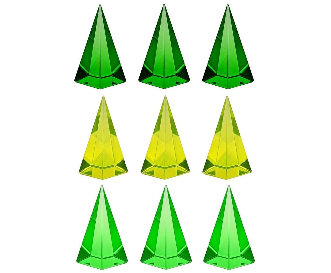 ウランガラスピラミッドペーパーウェイト：チェコ製ワセリンガラス