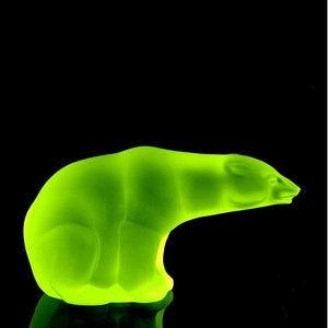 Uranium Glass Figurine &#39; Polar Bear &#39; Yellow Vaseline Glass Miniature • Collectible Uranium Glass Statue • Sculpture 1930&#39; H.Hoffmann