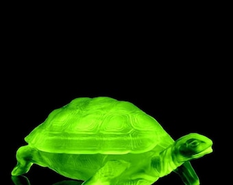 Art Deco Green Uranium Glass Turtle Jewelry Bowl 1930's H.Hoffmann