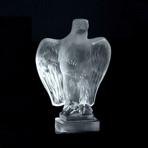 1930&#39; H.Hoffmann Car Mascot Glass Sculpture &quot; Eagle &quot; Hood Ornament